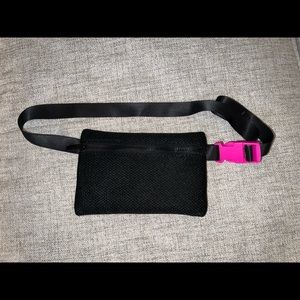 Black mesh Fanny pack